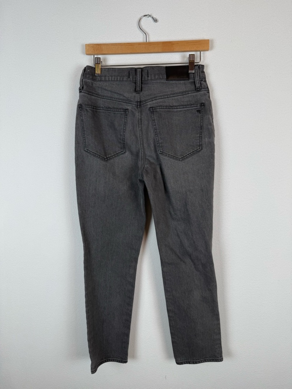 Madewell The Perfect Vintage Jean in Connell Wash: Ripped Edition 27 High-Rise - Picture 8 of 13